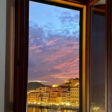 Le Stanze Sul Mare Hotell Portoferraio Exteriör bild