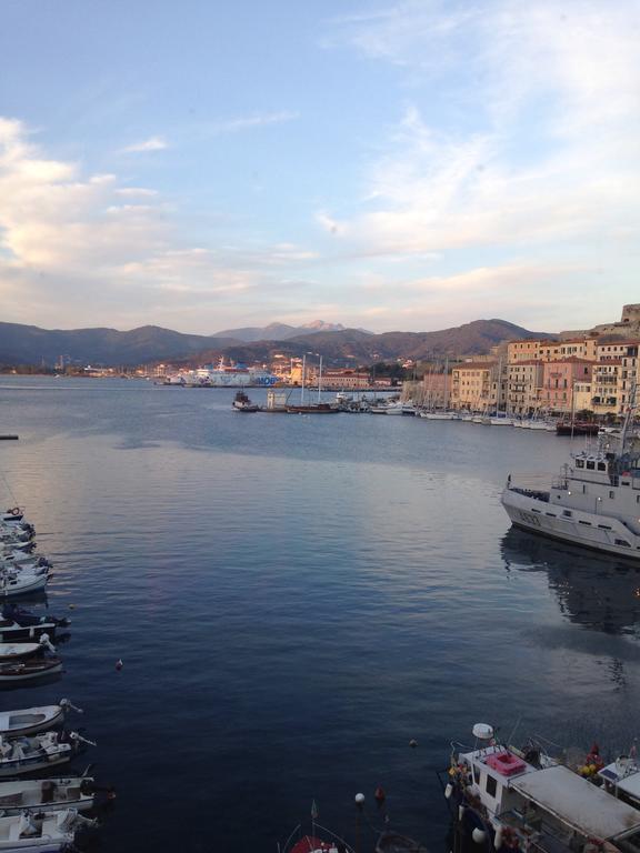 Le Stanze Sul Mare Hotell Portoferraio Exteriör bild