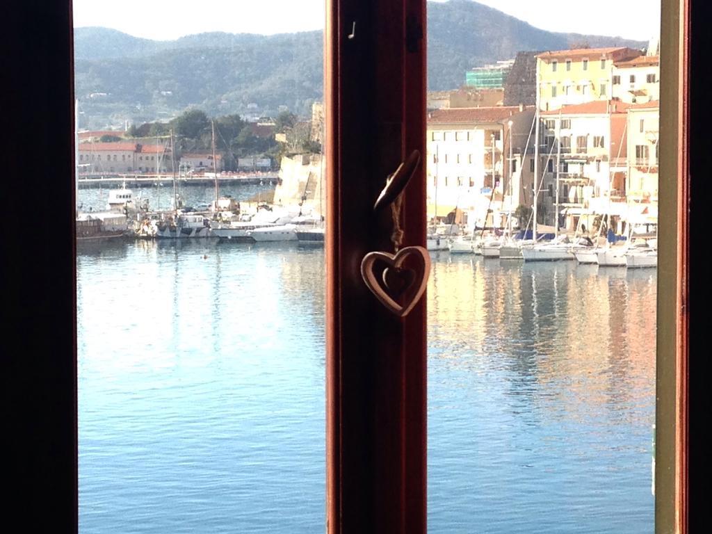 Le Stanze Sul Mare Hotell Portoferraio Exteriör bild