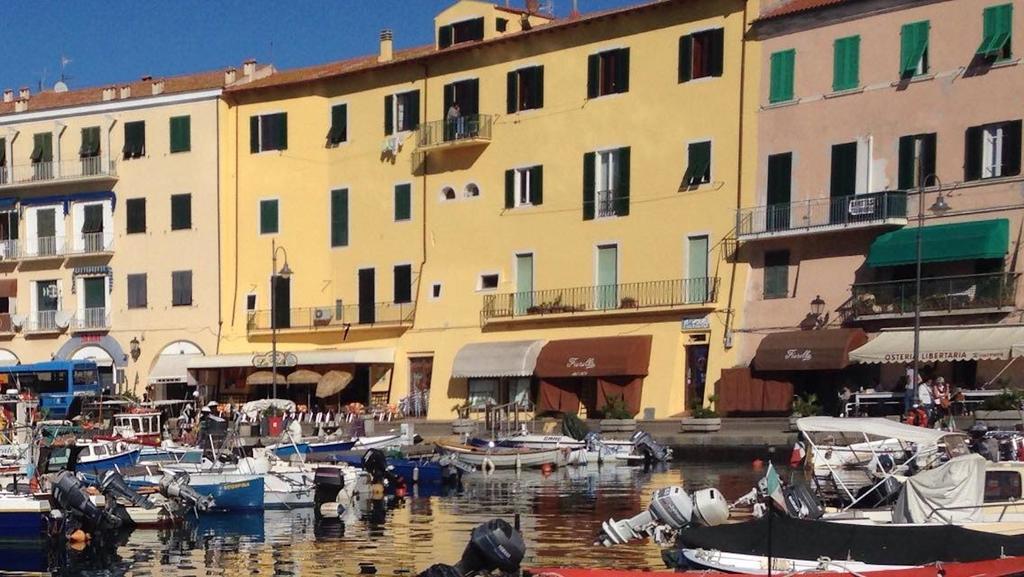 Le Stanze Sul Mare Hotell Portoferraio Exteriör bild